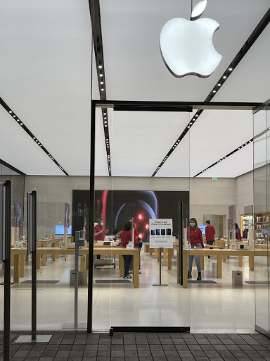 Computer Store «Apple Irvine Spectrum Center», reviews and photos, 763 Spectrum Center Dr, Irvine, CA 92618, USA