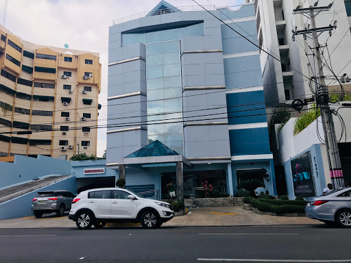 Gynecomastia clinics in Santo Domingo