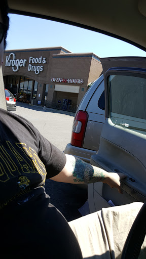 Grocery Store «Kroger», reviews and photos, 209 Chicago Ave, Goshen, IN 46526, USA