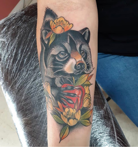 Tattoo Shop «Eccentric Tattoo Studio», reviews and photos, 7002 US-90, San Antonio, TX 78249, USA