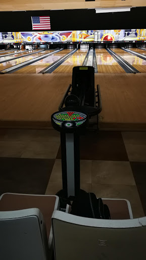 Bowling Alley «AMF Brookgate Lanes», reviews and photos, 14950 Snow Rd, Brook Park, OH 44142, USA