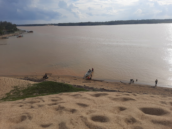 Mek Mas Beach