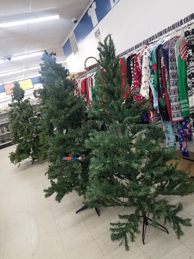 Thrift Store «Family Thrift Store», reviews and photos, 2527 W Cermak Rd, Chicago, IL 60608, USA