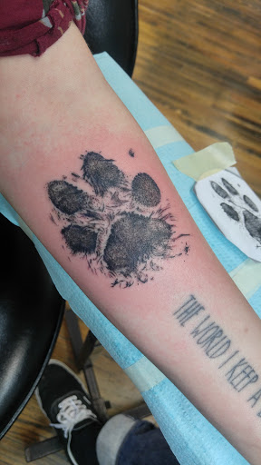 Tattoo Shop «Dedication Tattoo», reviews and photos, 1905 S Broadway, Denver, CO 80210, USA