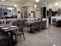 Atmosphère du Restaurant indien Restaurant Palais du Tajmahal à Beaumont-sur-Oise - n°10