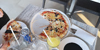 Pizza du Restaurant Azura Plage à Cogolin - n°6