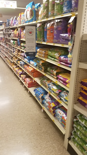 Pet Supply Store «PetSmart», reviews and photos, 1521 Golden Gate Plaza, Mayfield Heights, OH 44124, USA