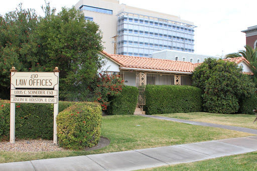 Attorney «Law Offices Of Louis Schneider», reviews and photos