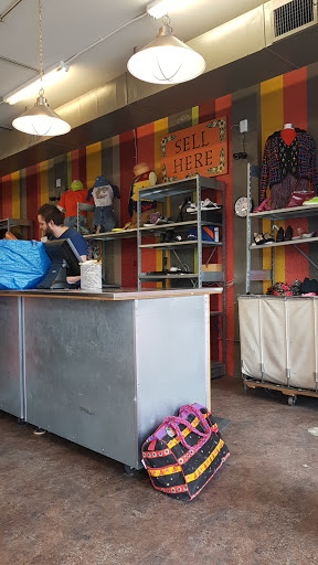 Used Clothing Store «Buffalo Exchange Austin», reviews and photos, 2904 Guadalupe St, Austin, TX 78705, USA