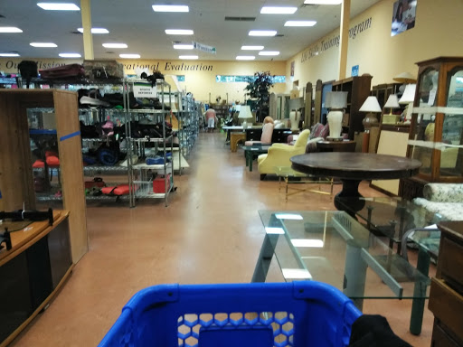 Thrift Store «Goodwill Port St. Lucie/Gatlin Store & Donation Center», reviews and photos