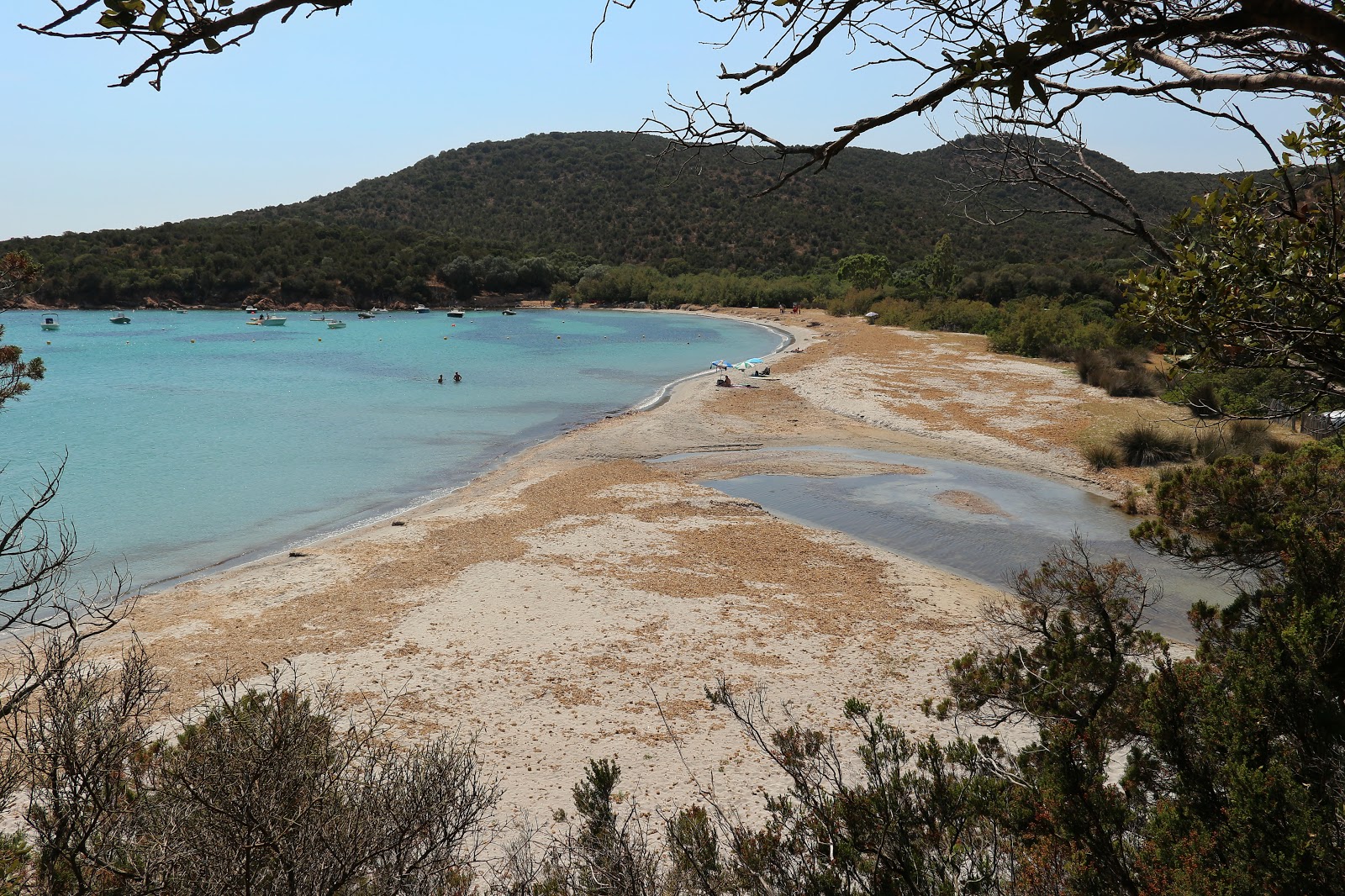 Photo of Plage de Furnellu II with partly clean level of cleanliness