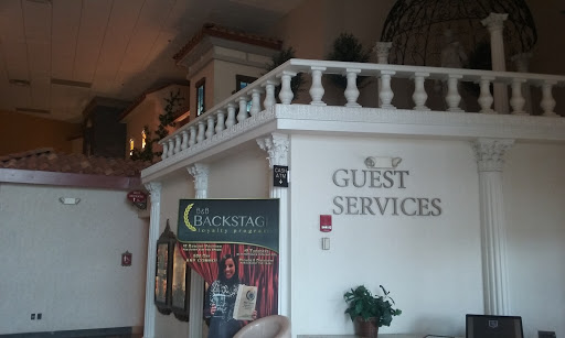 Movie Theater «B&B Theatres Overland Park 16», reviews and photos, 8601 W 135th St, Overland Park, KS 66223, USA