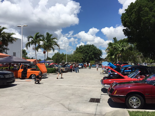 Harley-Davidson Dealer «Peterson’s Miami Beach Harley-Davidson», reviews and photos, 401 Biscayne Blvd, Miami, FL 33132, USA