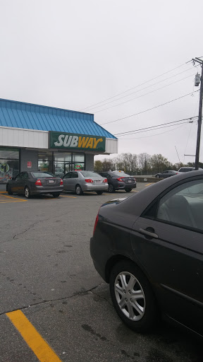 Dollar Store «Dollar Tree», reviews and photos, 452 Mt Pleasant St, New Bedford, MA 02746, USA