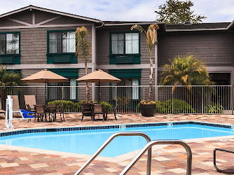 Holiday Inn Express & Suites Carpinteria, an IHG Hotel