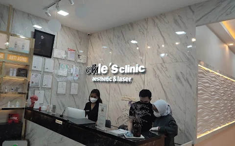 Ekles Clinic Makassar image