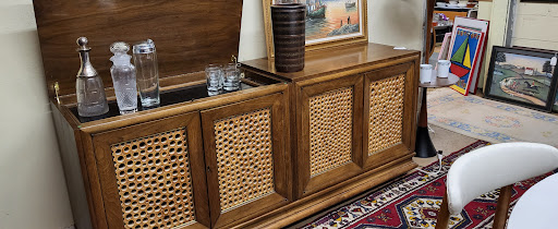 Antique Store «Buy and Consign», reviews and photos, 1250 Main St, Waltham, MA 02451, USA