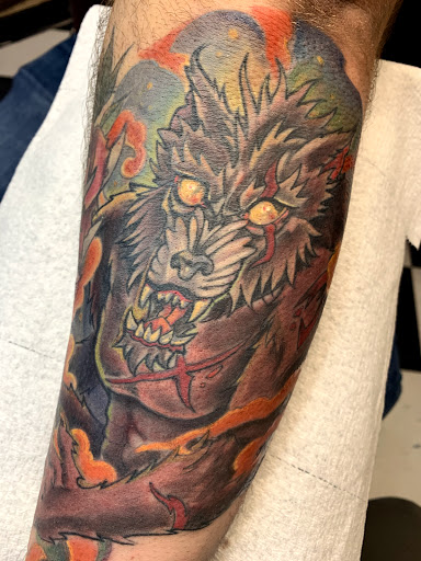 Explore twin tattoo ideas for mom, creative tattoo ideas in Augusta, available at Mr. Tattoo