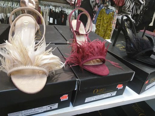 Shopping Mall «Prospect Plaza Shopping Center», reviews and photos, 18-54 Kane St, West Hartford, CT 06101, USA