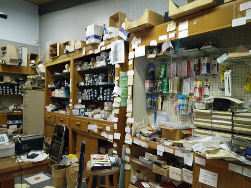 Vintage Fountain Pen Sales, 3481 N High St, Columbus, OH 43214, USA, 