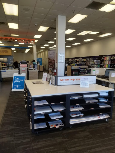 Print Shop «FedEx Office Print & Ship Center», reviews and photos, 5957 E Virginia Beach Blvd #4, Norfolk, VA 23502, USA