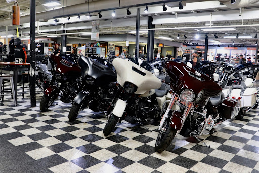 Harley-Davidson Dealer «Queen City Harley-Davidson», reviews and photos, 5960 Dixie Hwy, Fairfield, OH 45014, USA