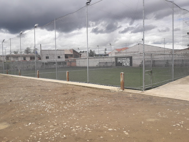 Opiniones de Cancha Sintetica El Monumental en Cuenca - Campo de fútbol