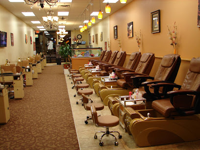 Famous Nails & Spa