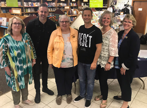 Christian Book Store «Banner Books - Parable Christian Store», reviews and photos, 2913 Niles Ave, St Joseph, MI 49085, USA