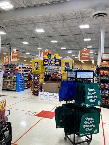 Supermarket «Giant Eagle Supermarket», reviews and photos, 21593 Lorain Rd, Fairview Park, OH 44126, USA