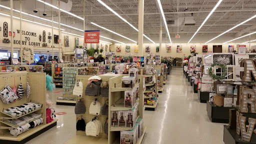 Craft Store «Hobby Lobby», reviews and photos, 1055 E Golf Rd, Schaumburg, IL 60173, USA