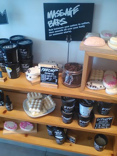 Cosmetics Store «LUSH», reviews and photos, 4813 River City Dr, Jacksonville, FL 32246, USA