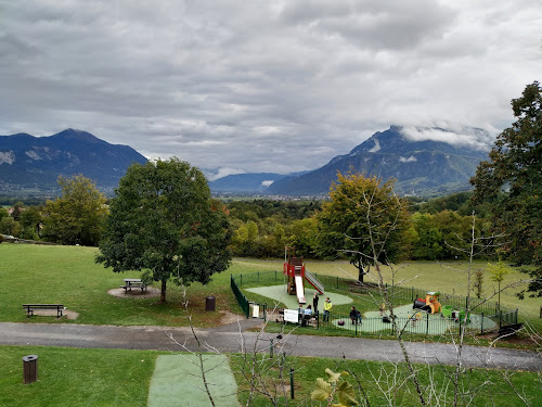 Parc du Château de l'Échelle à La Roche-sur-Foron