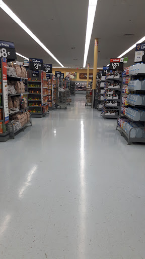 Supermarket «Walmart Neighborhood Market», reviews and photos, 727 W Golf Rd, Des Plaines, IL 60016, USA