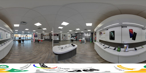 Cell Phone Store «Verizon Wireless Halifax MA», reviews and photos, 300 Plymouth St, Halifax, MA 02338, USA