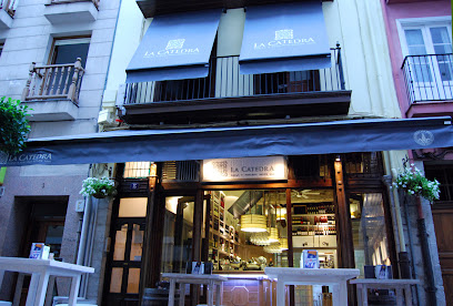 Información y opiniones sobre Bar La Cátedra Tapas y Vinos de Santander