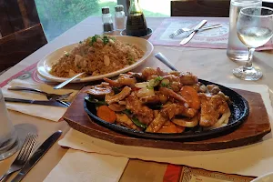 Ming's Chinese Restaurant image