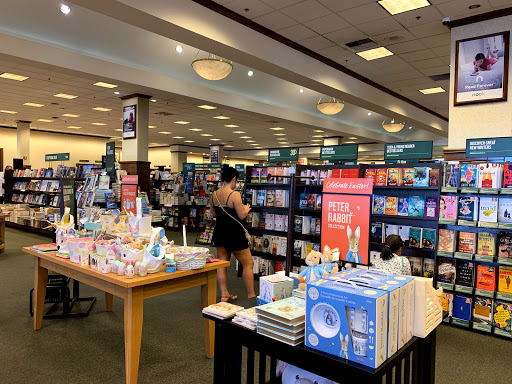 Book Store «Barnes & Noble», reviews and photos, 567 N Stephanie St, Henderson, NV 89014, USA