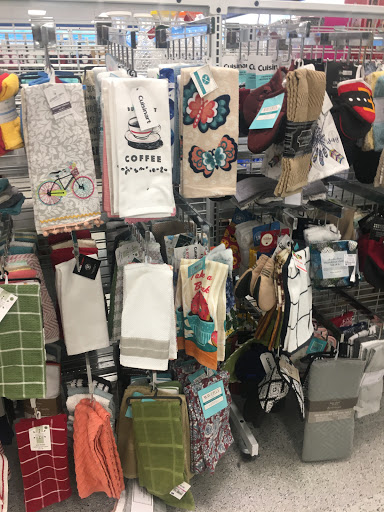 Clothing Store «Ross Dress for Less», reviews and photos, 104 Vintage Way, Novato, CA 94945, USA