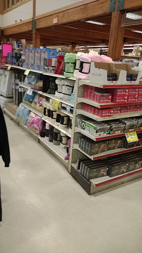 Discount Store «Ocean State Job Lot», reviews and photos, 133 River Rd, Canton, CT 06019, USA