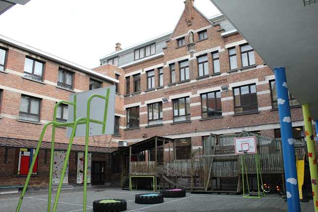 Beoordelingen van Vrije Centrumschool Roeselare in Roeselare - Kleuterschool