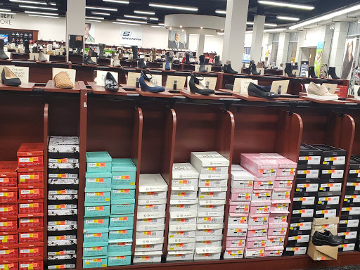 Shoe Store «Shoe Dept. Encore», reviews and photos, 2160 Sunrise Mall, Massapequa, NY 11758, USA