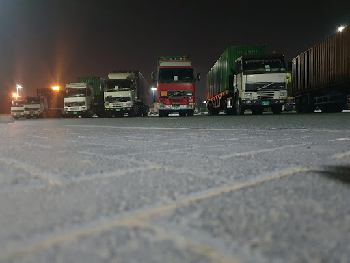 Day and Night Cargo Transport By Heavy & Light Trucks LLC.