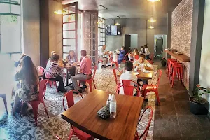 Restaurante La Hacienda de San Juan de Dios Pollos a la Leña image