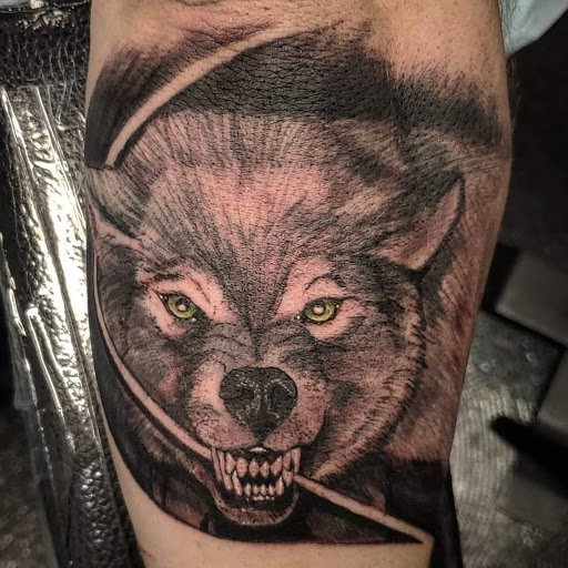 Explore sza tattoo ideas, creative tattoo ideas in Kenosha, available at Kenosha Tattoo Company