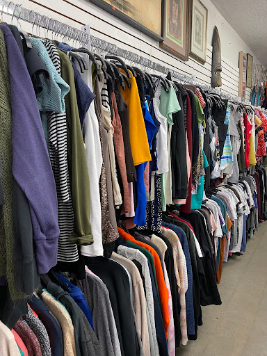 Thrift Store «Casa De Kathy Thrift Store», reviews and photos, 31901 Camino Capistrano, San Juan Capistrano, CA 92675, USA