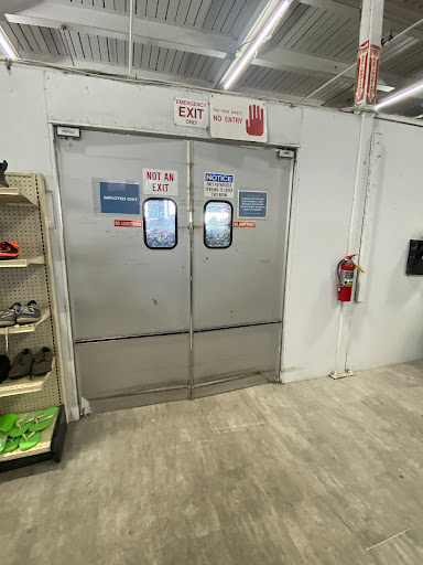 Thrift Store «Goodwill», reviews and photos