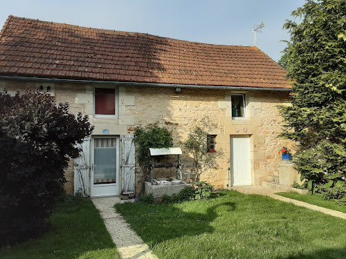 Lodge Jolie maison en pierre rénovée Mignaloux-Beauvoir