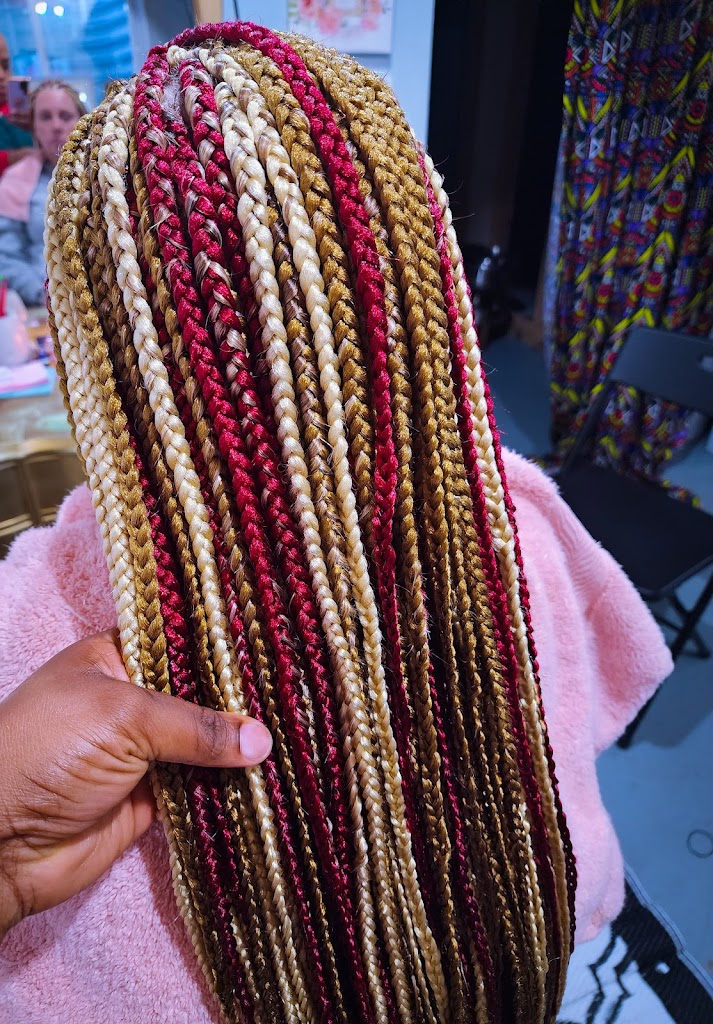 MamaEly's African Braiding 61705