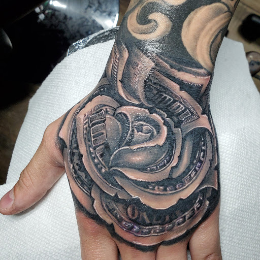 Tattoo Shop «Mr Tattoo», reviews and photos, Mr Tattoo, 673 High St, Burlington, NJ 08016, USA